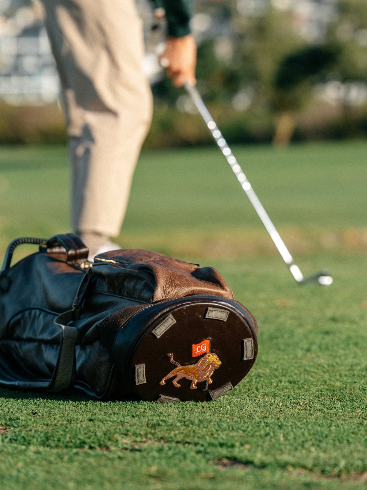 Brown, Chocolate Trim Leather Sunday Bag golf bag, view 5