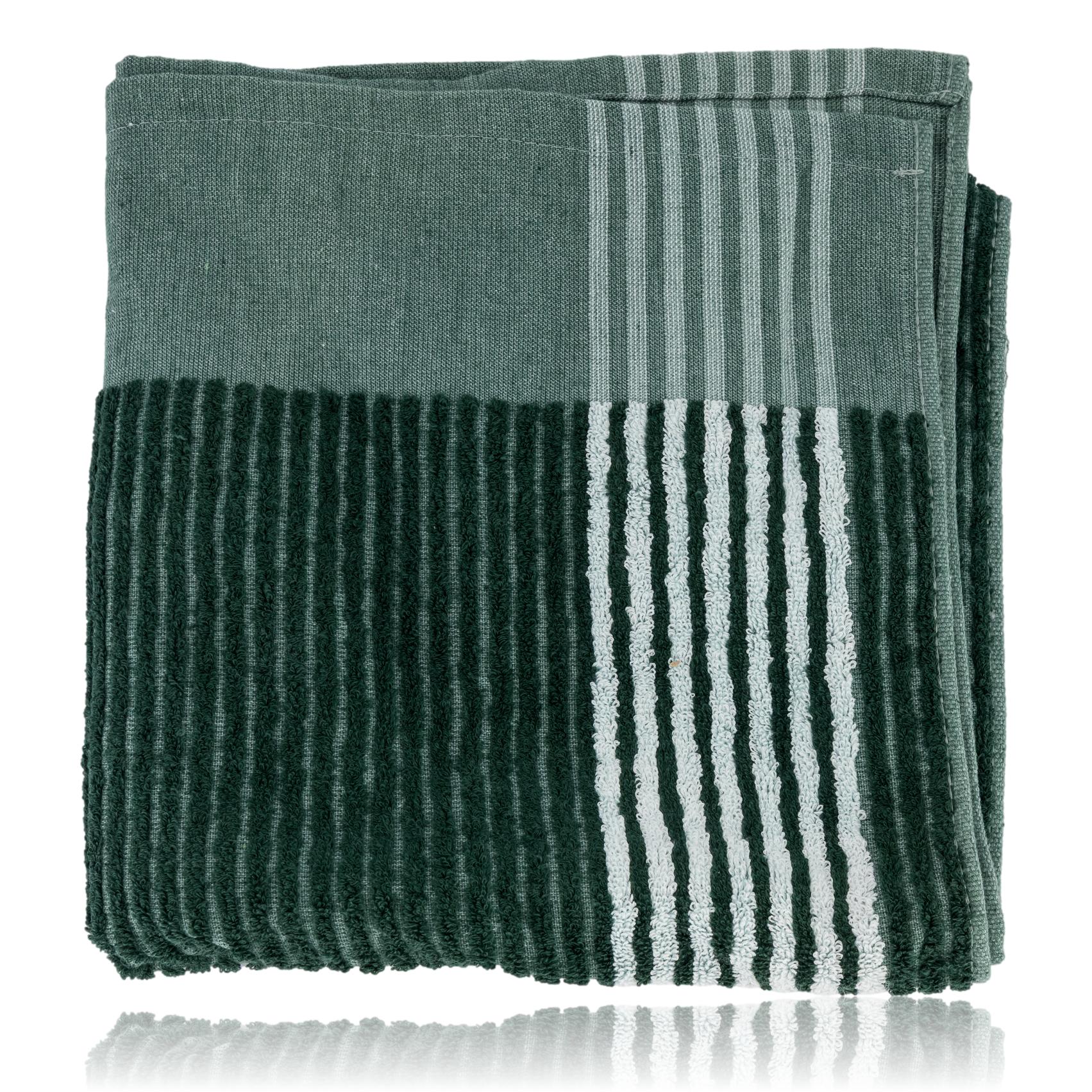 #color_Green & White